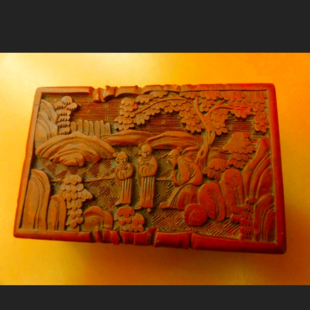 Vintage Chinese Hand Carved Cinnabar Box